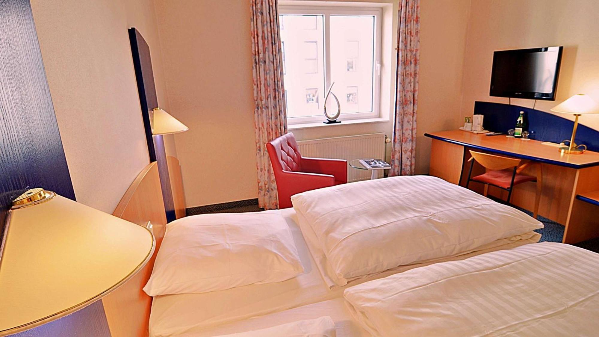 Retro - Art - Hotel 吕嫩 外观 照片