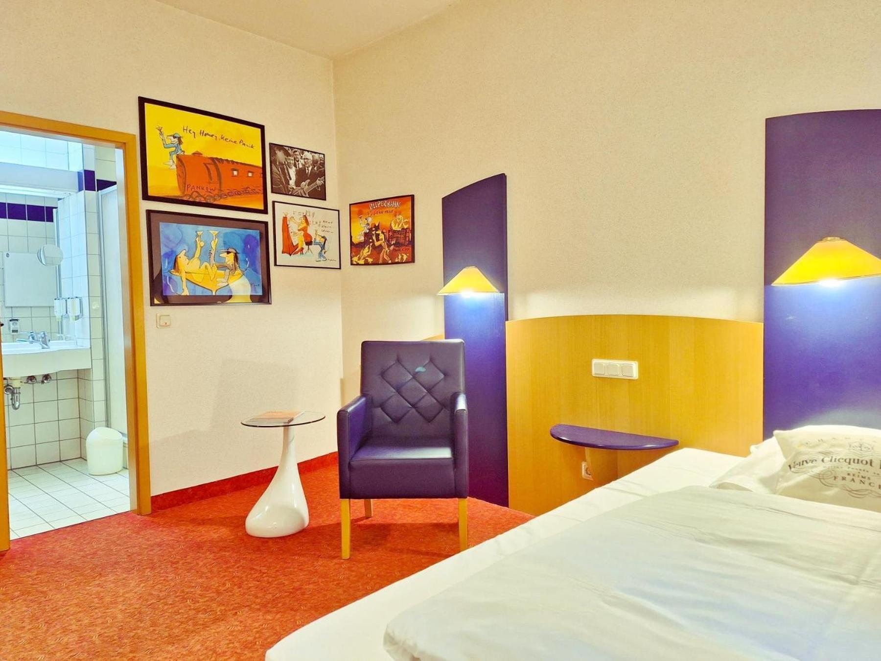 Retro - Art - Hotel 吕嫩 外观 照片